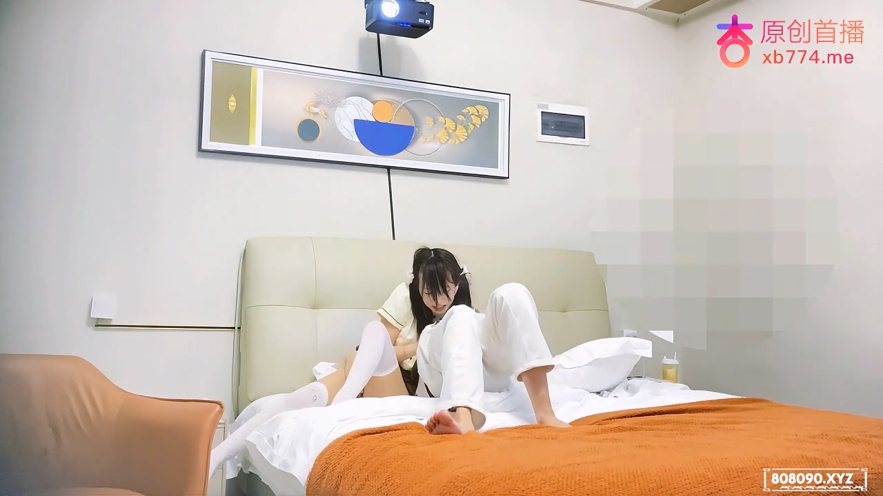 杏吧周星星EP2-今天约刚成年的JK萝莉萌妹子，身材很好很可爱，非常害羞水非常多_20251026