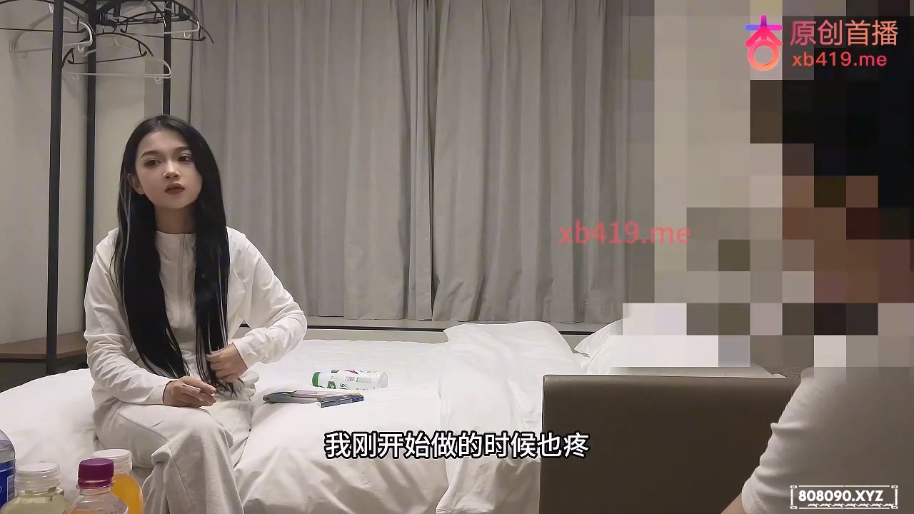 杏吧成昆EP10-今天约东北妹子，娇小玲珑，比较能吹牛，妹子不会叫床，放片给我看着，边看边干20251029